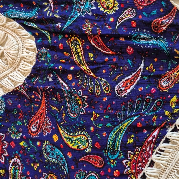 Macrame Boho Paisley Top - Picture 3 of 4